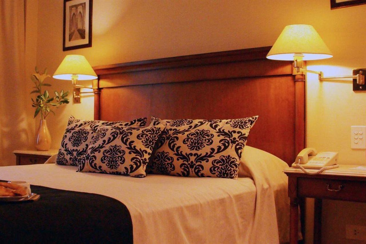 Howard Johnson Hotel 9 De Julio Avenue 布宜诺斯艾利斯 外观 照片